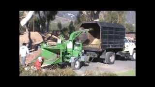 Wood Chipper Truck in action - video for children / video for kids