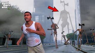 Giant SIRENHEADS in GTA 5 | Siren Head DESTROYS Los Santos | Lovely Gaming