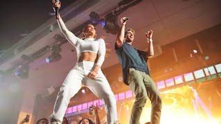 Jennifer Lopez performing Dinero at Chainsmokers's concert