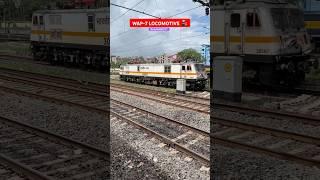 WAP-7 LOCOMOTIVE  #indianrailways #wap7locomotive #railfans #ytdaily #youtube #railvi#subscribe