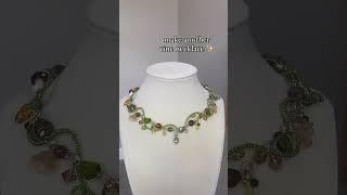 “Showcasing My Elegant Handmade Beaded Necklace: See the Stunning Details and Design! ”