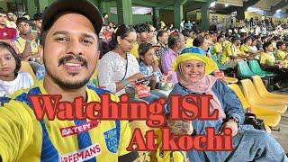 Watching ISL at kochi | ഞങ്ങൾ 3 പേരും കൊച്ചിയിൽ പോയി കളി  കാണാൻ  |