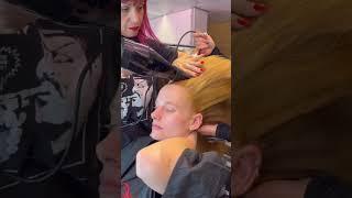 The hairstyle is so cool  #worldnewhair #hairstyle#shortvideo #fyp #hairtutorial