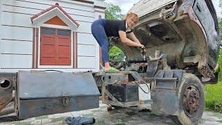 Full video: Girls repair and restore cars, old motorbikes and agricultural machinery.