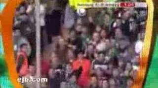 Fan Gets hit With Ball