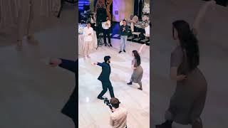 на этот танец  25 млн #просмотров! #Кавказ #сжигает#dance