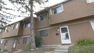 Calgary Real Estate - 4940 39 Ave SW