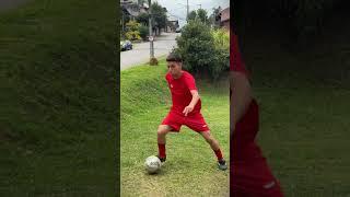 QUE POSIÇÃO ELE JOGA??? #futebol #shorts