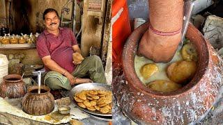 Most Entertaining Raita Kachori Wala of Firozabad फुल ऑन मनोरंजन Indian Street Food | UP