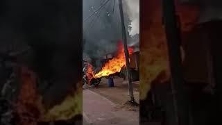 ￼￼ Burning motorcycle catches store on fire