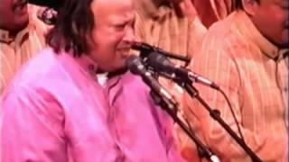 Nusrat Fateh Ali Khan | Aastan Hai Ye Kis Shah e Zeeshan ka