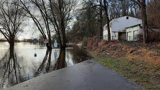 Arneburg einsames, gruseliges Fährhaus  am Arneburger Hang gelegen bei Hochwasser (Jan. 2024)