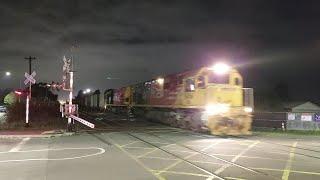 DXC / EFI 5454 & DXC 5287 on Train 829F at Parker St Islington.