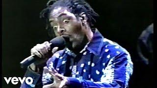 Coolio - Gangsta's Paradise (Live at the Blockbuster Awards 1996) ft. L.V.