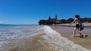 (4k) Summer walk to Takapuna Beach (south end) | Auckland, New Zealand | January 2022.