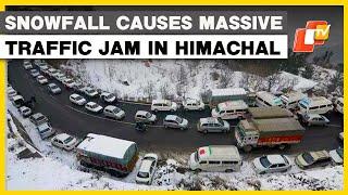 Winter In India: Heavy Snowfall Causes Traffic Jam In Himachal Pradesh, Police Deployed