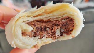 豆沙肉松酥饼 橄榄油做的酥皮点心 好吃更健康 Puff pastry with red bean paste and pork floss filling。