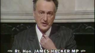 Yes Prime Minister Christmas message (optional English subtitles)