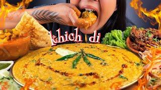 COOKING AND EATING MIX VEG KHICHDI WITH SPICY ALOO BEAN SOYA NUTRI GRAVY & CRISPY PAKORA MUKBANG