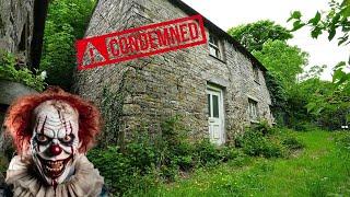 Shocking Discovery Found Inside Abandoned Horrifying House