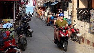 Koh Phangan: Haad Rin Main Street Walk