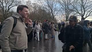 American Agnostic Changes His Mind After Speaking to this Muslim! Manur Speakers Corner Sam Dawah