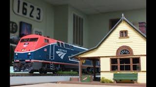 Athearn Genesis Amtrak P42DC Phase VI Heritage Unit Review