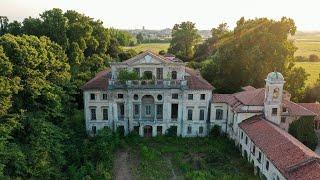 A Look Inside This Incredible Abandoned Mansion