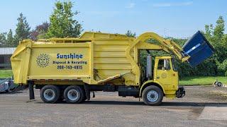 WhiteGMC Xpeditor - Heil Half/Pack Sierra Garbage Truck