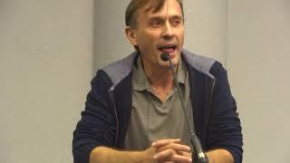 Robert Knepper answering a question in his T-Bag voice during Q&A @ F.A.C.T.S 2014, Belgium