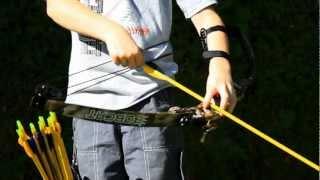 Bobcat Compound Youth Bow Set