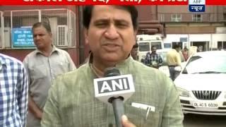 Shakeel Ahmad takes a dig at Nitish