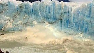 WATCH: Argentina ice arch collapse caught on video