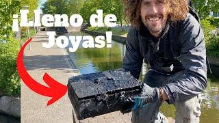 Increíble!! Encontré dos cajas fuertes con monedas y joyas dentro (pesca magnética)