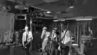 The Interrupters (with Mikey Hawdon) - Sound System (Operation Ivy Cover)