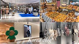 Korea vlog. 더현대서울 쇼핑 & 다양하고 볼거리 많은 팝업. 더현대서울 패션 가구 디저트 즐기기. The Hyundai Seoul Vlog. Shopping Vlog