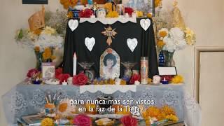 (Spanish subtitles) Master altar maker Ofelia Esparza & Day of the Dead, BORDERS episode