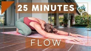 Simple 25 Minute Vinyasa Yoga Class for Beginners | Breathe and Flow Yoga