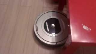 iRobot Roomba 760. Дергается при движении и мигает CLEAN