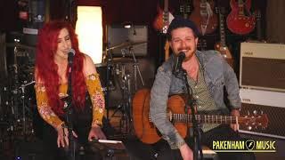 'Come On In My Kitchen' Aaron Schembri Live at Pakenham Music - Feat. Rosie Conforto