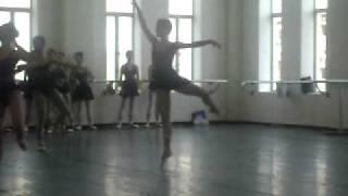 Hannah Wright ballet with Guangzhou ballet in China