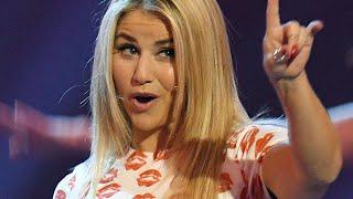 Beatrice Egli lässt im Leder-Fummel tief blicken - Fans ziehen fiesen Vergleich mit Helene Fischer