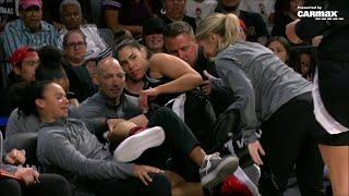  Kelsey Plum Goes FLYING Into The Bench After Going For Ball | Las Vegas Aces vs Phoenix Mercury