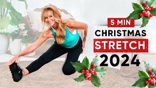 The 5-Minute Stretch Routine You Need This Christmas 