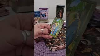 Чем вы отличаетесь от других женщин для вашего мужчины?#таро #tarot #гадание