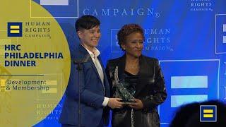 Wanda Sykes Receives the HRC Visibility Award at the 2025 HRC Philadelphia Dinner