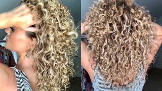 HOW I APPLY PRODUCTS TO MY CURLY HAIR | The Glam Belle