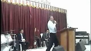 Una correcta actitud: Pastor Asociado Carlos Enrique Briceño