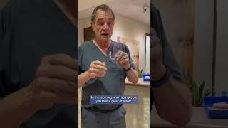 How to clean Invisalign trays from an expert dentist!