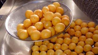 Sweet Potato Balls in Traditional Market / 厭世地瓜球 - Taiwan Street Food